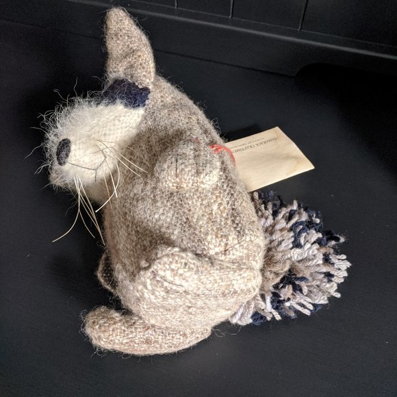 SOLD Vintage BABY RACCOON by Lynn Spitz-Nagel - Picture 6 of 10